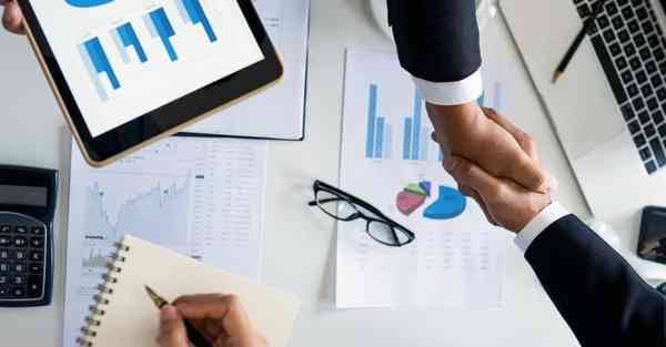 大数据包含设备数据的行业文章