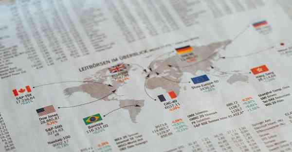 购买智能机器人陪老人