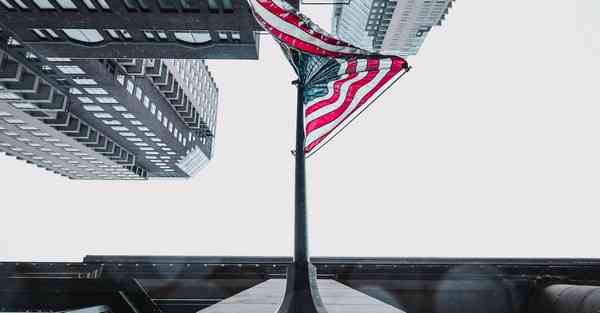 大数据包含设备数据的行业文章