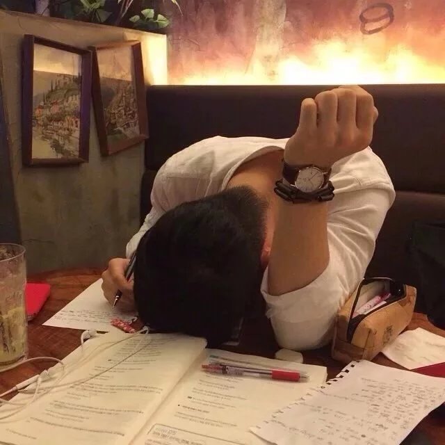 于秋晨舒