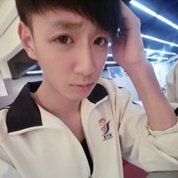 戚成咏灵